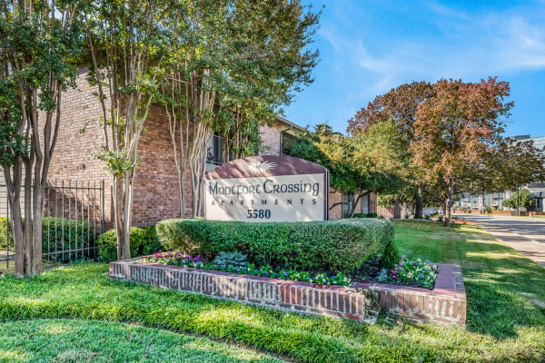 Montfort Crossing property
